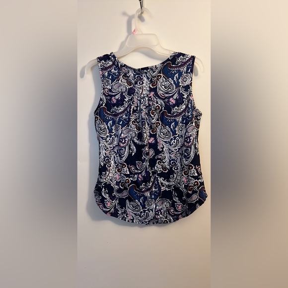 🔥🌸 Halife Tank Top 🌸🔥 - Picture 2 of 6